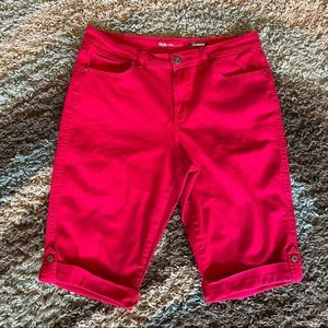 Red Style & Co Skimmer / Bermuda Shorts